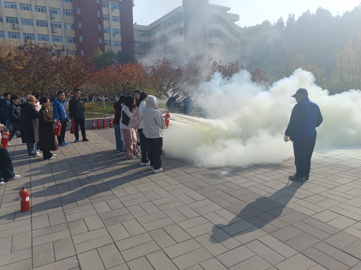 安全用火用电熟悉火灾应急疏散流程