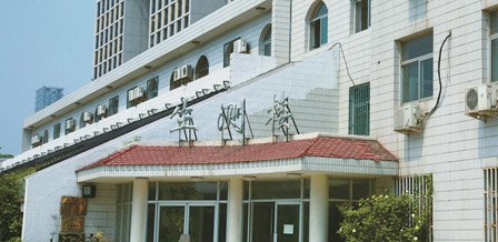 建议先扫读标题与摘要
